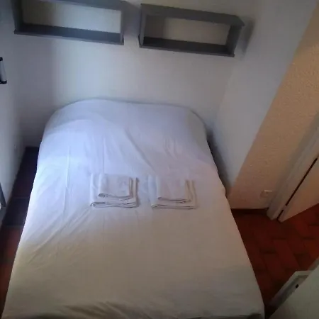 Eden Parc Yourhosthelper Apartment